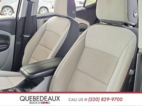 Used 2024 GMC Terrain SLE FWD image 12