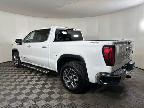 Used 2023 GMC Sierra 1500 SLT w/ SLT Convenience Package image 5