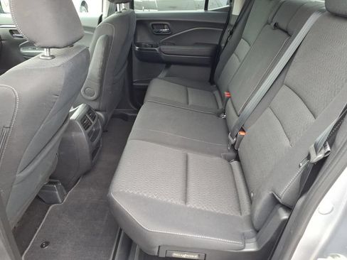 Used 2019 Honda Ridgeline Sport image 13
