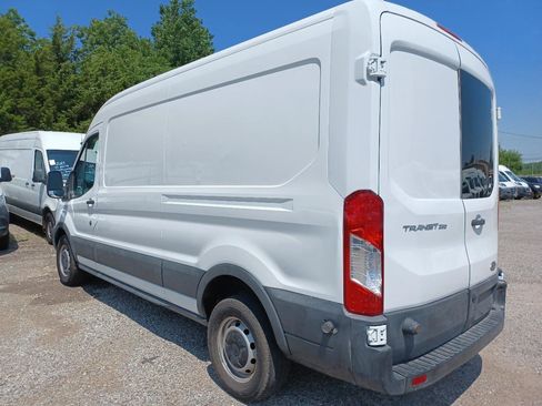 Used 2015 Ford Transit 250 148 Medium Roof RWD image 5