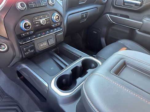 Used 2022 GMC Sierra 2500 AT4 w/ AT4 Premium Plus Package image 35