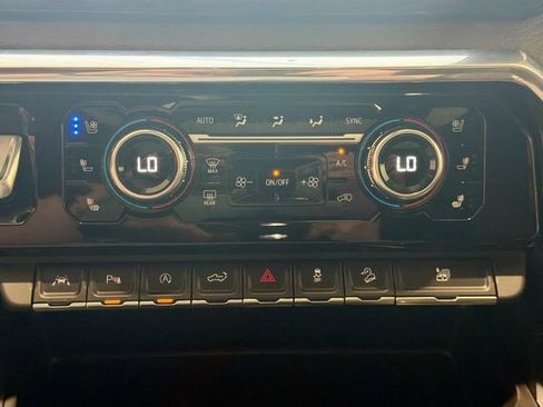 Used 2024 GMC Sierra 1500 Denali w/ Denali Reserve Package image 15