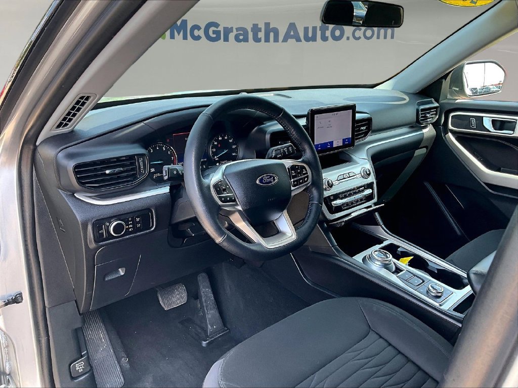 Used 2021 Ford Explorer XLT AWD/4WD image 21