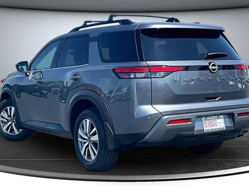 New 2026 Nissan Pathfinder SL FWD image 3