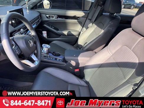 Used 2025 Honda Civic Sport Touring image 4