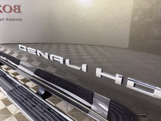 Used 2022 GMC Sierra 3500 Denali AWD/4WD image 23