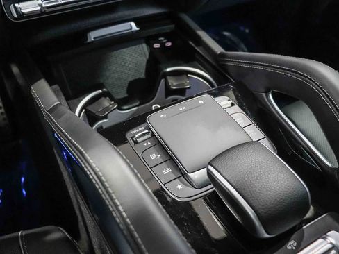 Used 2024 Mercedes-Benz GLS 580 4MATIC image 24