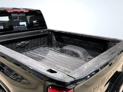 Used 2024 Chevrolet Silverado 2500 LTZ w/ LTZ Convenience Package image 6