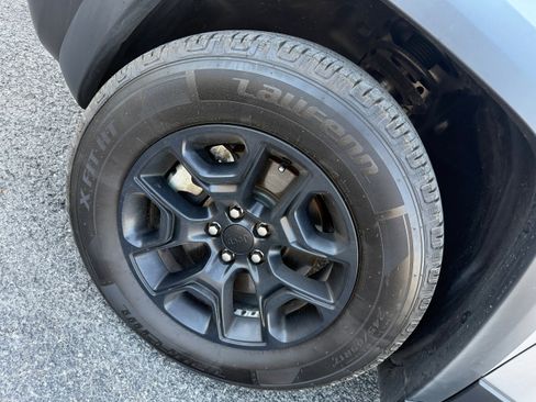 Certified 2022 Jeep Cherokee Trailhawk w/ Sun, Sound & Nav Group image 31