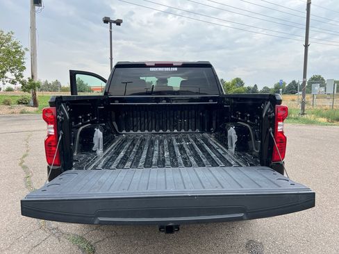 Used 2025 Chevrolet Silverado 1500 LT AWD/4WD image 9