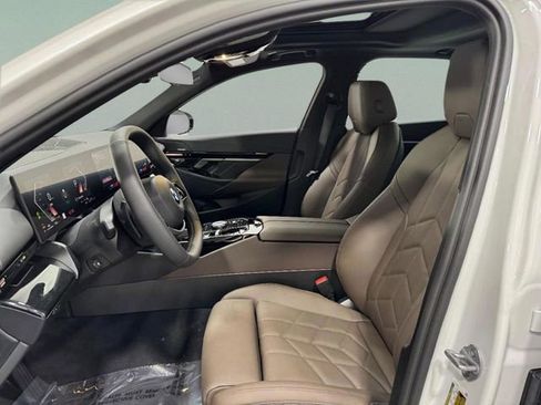 New 2026 BMW 530i xDrive w/ Premium Package AWD/4WD image 27