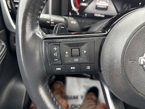 Used 2023 Nissan Rogue Platinum image 12