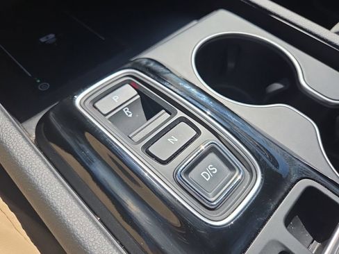 Used 2024 Honda Pilot Touring image 51