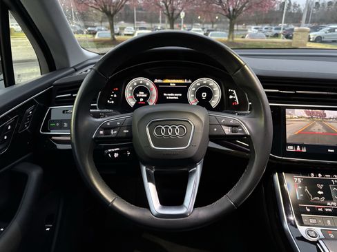 Used 2023 Audi Q7 3.0T Premium w/ Convenience Package AWD/4WD image 18