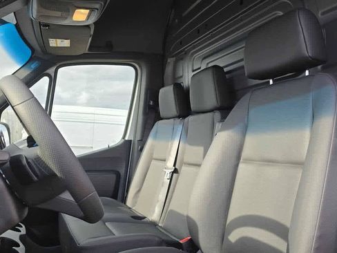 New 2026 Mercedes-Benz Sprinter 2500 image 22