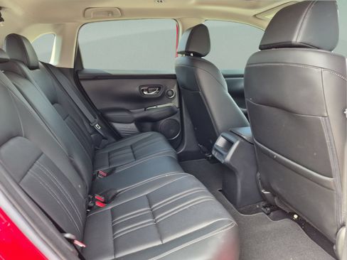 Certified 2024 Honda HR-V EX-L image 17