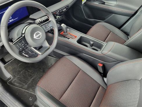 New 2025 Nissan Kicks SR image 10