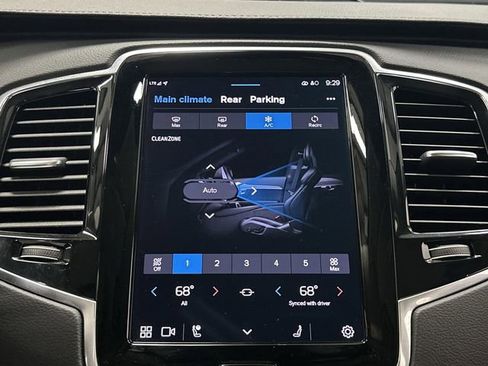 Used 2024 Volvo XC90 B6 Ultimate w/ Lounge Package image 21