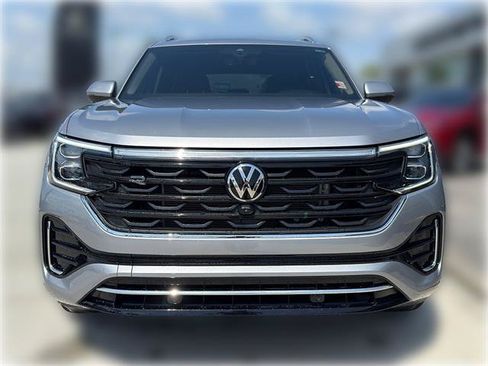 Used 2025 Volkswagen Atlas SEL Premium R-Line AWD/4WD image 2
