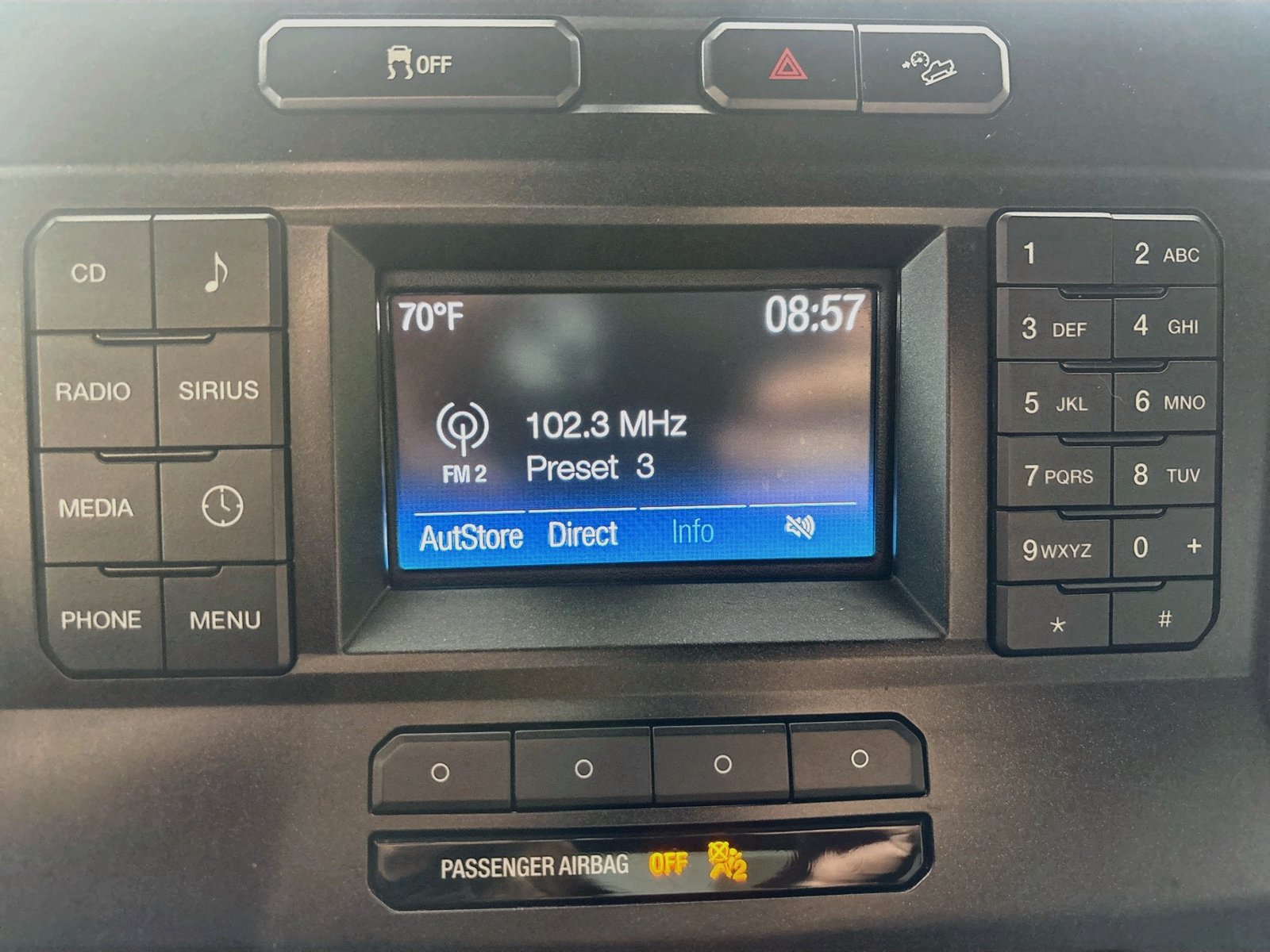Used 2017 Ford F250 XLT w/ FX4 Off-Road Package AWD/4WD image 14