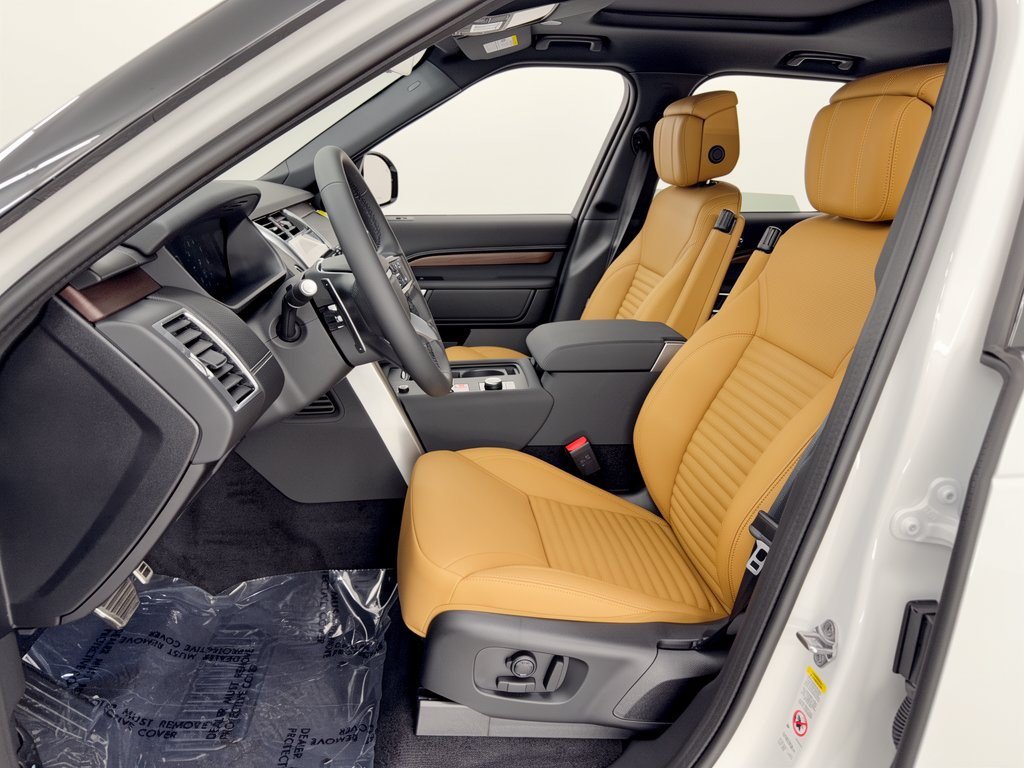 New 2026 Land Rover Discovery Dynamic SE AWD/4WD image 5
