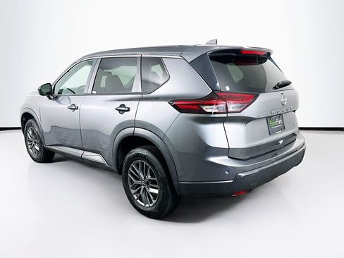Used 2024 Nissan Rogue S AWD/4WD image 5