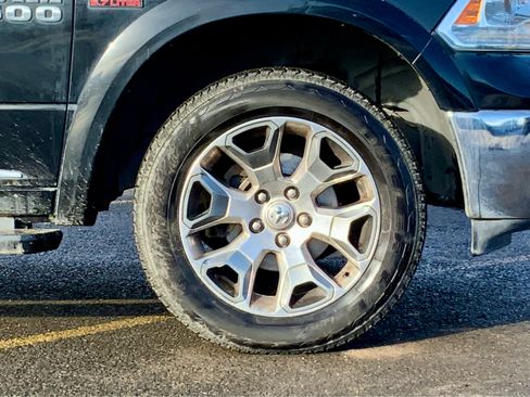 Used 2018 RAM 1500 Limited image 16