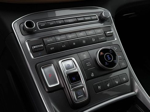 Certified 2023 Hyundai Santa Fe Calligraphy image 16