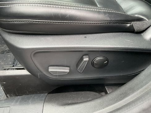 Used 2024 Ford Escape Platinum image 24