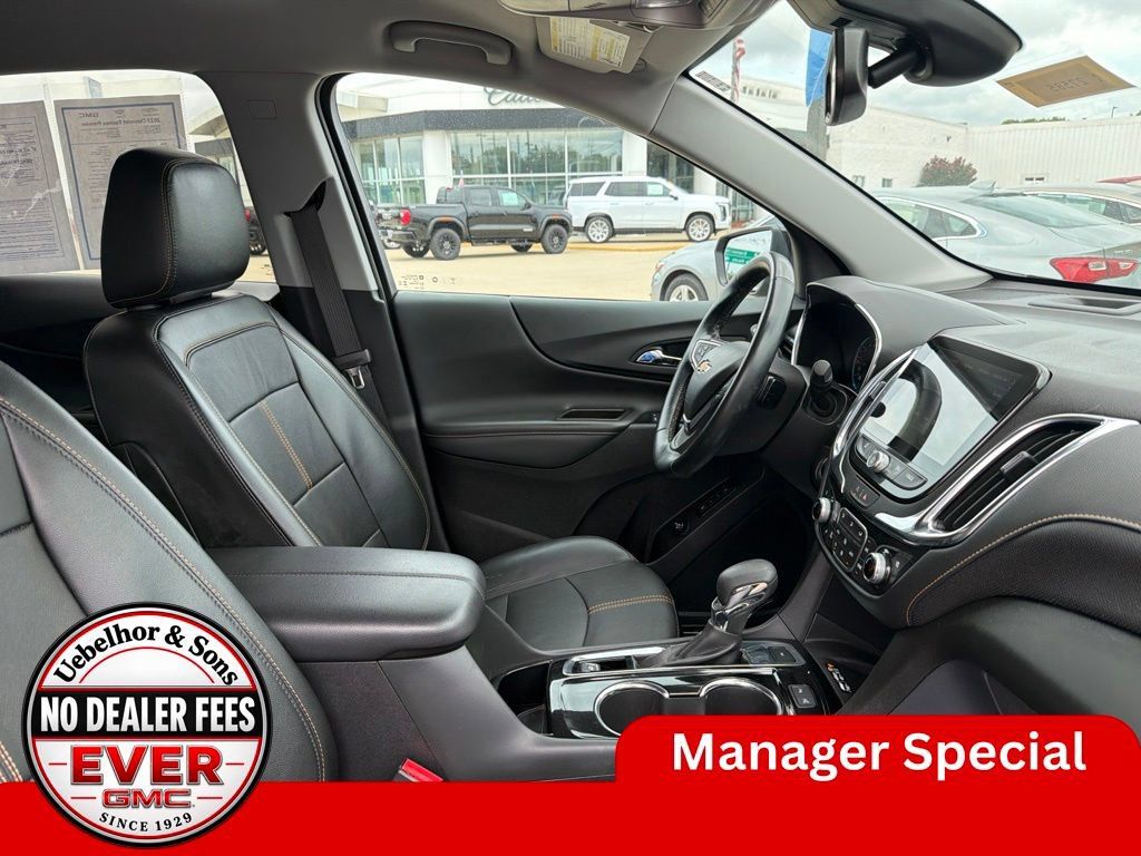 Used 2023 Chevrolet Equinox Premier AWD/4WD image 2