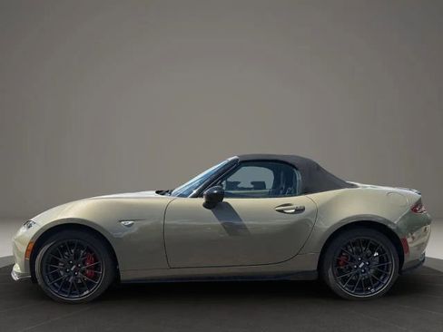 Used 2023 MAZDA MX-5 Miata Club w/ Brembo/BBS Recaro Package image 2