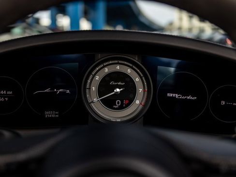 Used 2021 Porsche 911 Turbo image 44