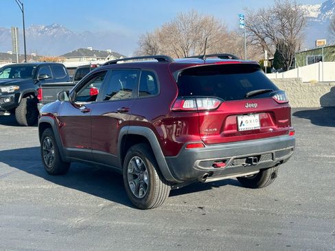 Used 2019 Jeep Cherokee Trailhawk w/ Cold Weather Group image 7