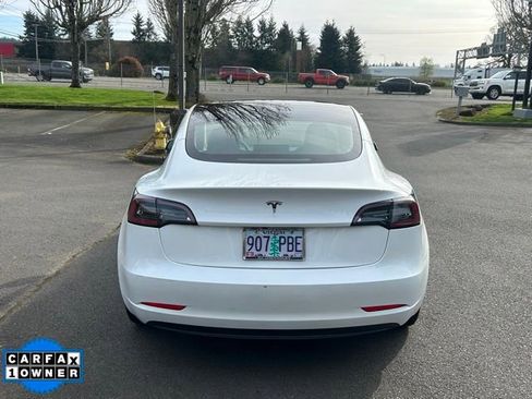 Used 2023 Tesla Model 3 Standard Range image 6