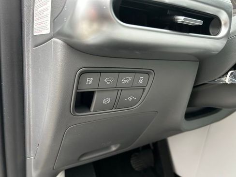 New 2026 Hyundai Ioniq 9 SEL image 18