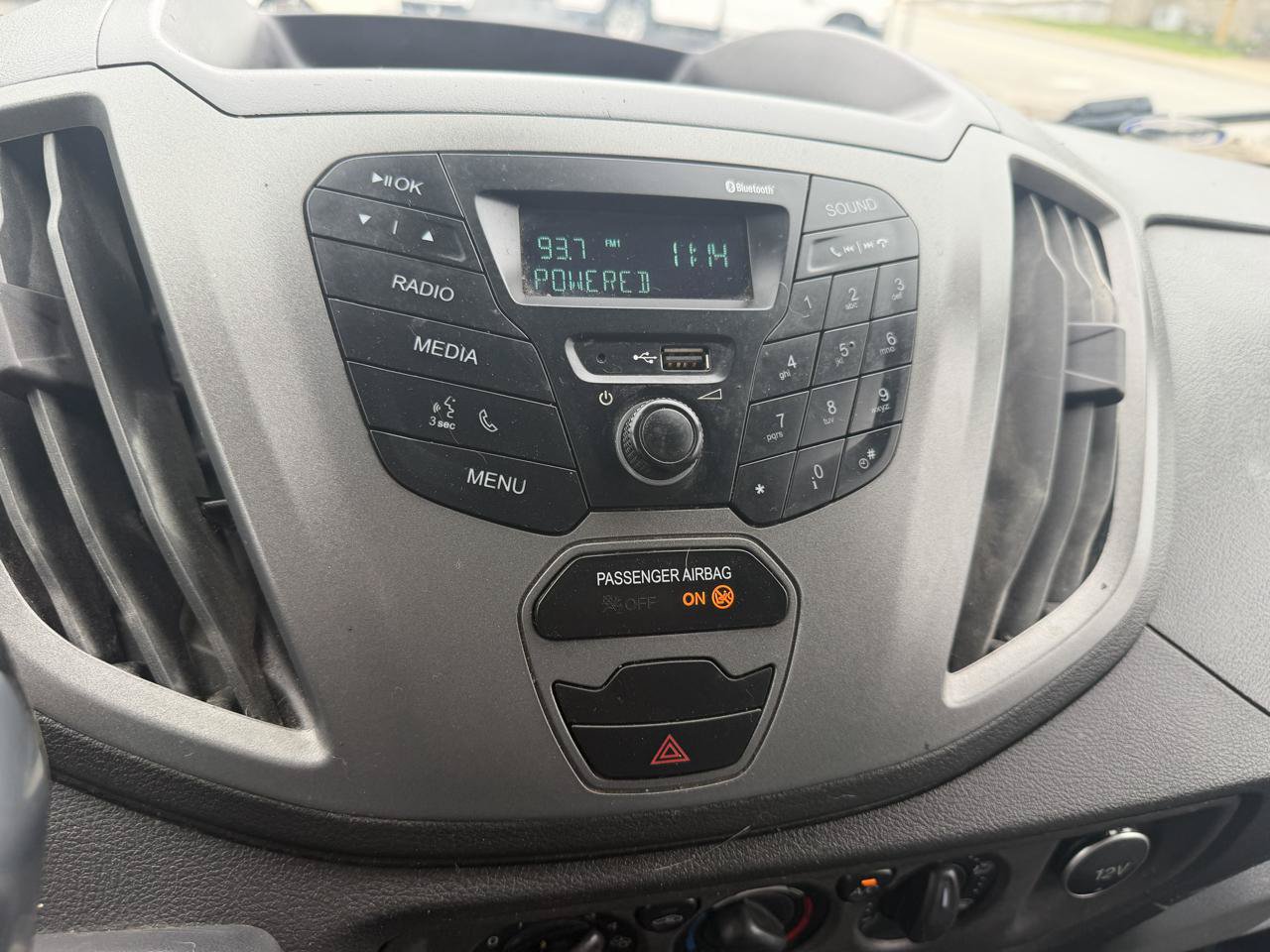 Used 2019 Ford Transit 250 148 Medium Roof RWD image 21