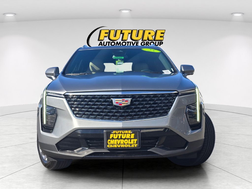 Certified 2025 Cadillac XT4 Premium Luxury FWD image 2