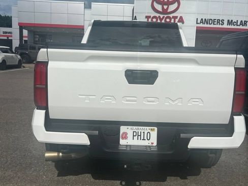 Used 2025 Toyota Tacoma SR5 RWD image 6