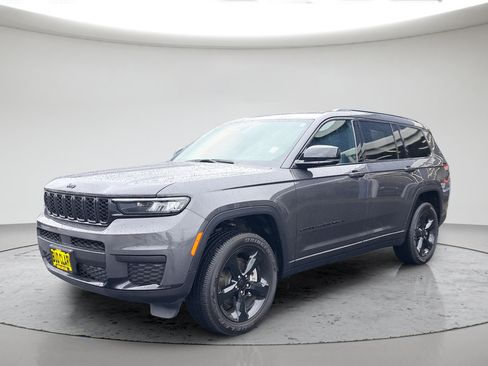 Used 2025 Jeep Grand Cherokee L Altitude AWD/4WD image 1