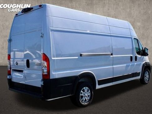 New 2024 RAM ProMaster 3500 w/ Quick Order Package 22G SLT image 7