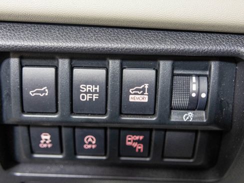 Used 2024 Subaru Forester Limited w/ POP Package 3 AWD/4WD image 37
