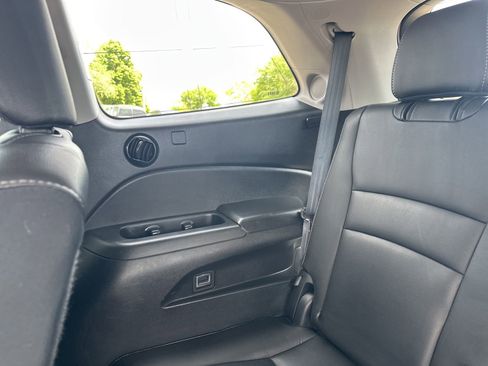 Used 2018 Honda Pilot Touring image 25