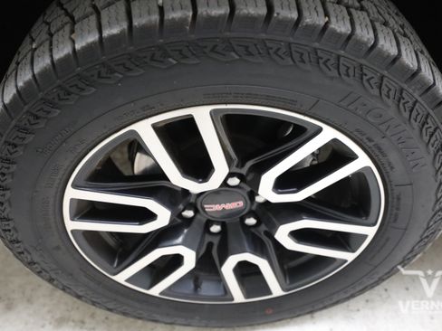 Used 2021 GMC Sierra 1500 AT4 w/ AT4 Preferred Package AWD/4WD image 33