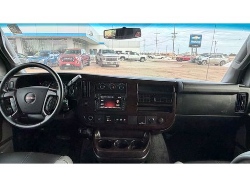 Used 2017 GMC Savana 2500 image 14