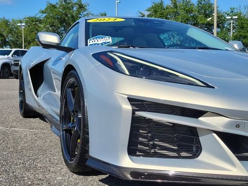 Certified 2024 Chevrolet Corvette E-Ray w/ ZER Performance Package AWD/4WD image 16