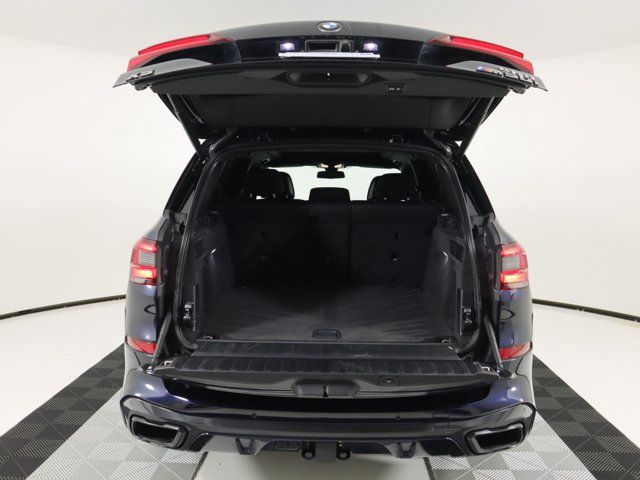 Used 2022 BMW X5 M50i w/ Parking Assistance Package AWD/4WD image 23