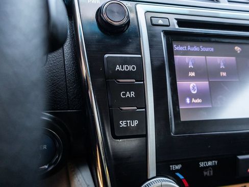 Used 2014 Toyota Camry LE FWD image 35