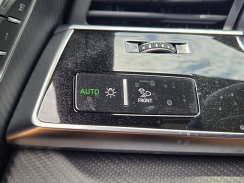 New 2026 Audi RS Q8 performance AWD/4WD image 26
