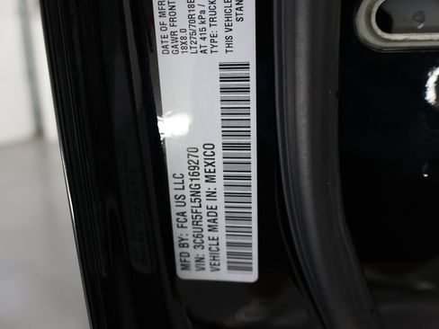Used 2022 RAM 2500 Laramie AWD/4WD image 55