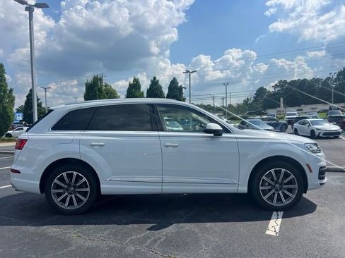 Used 2017 Audi Q7 3.0T Prestige AWD/4WD image 5